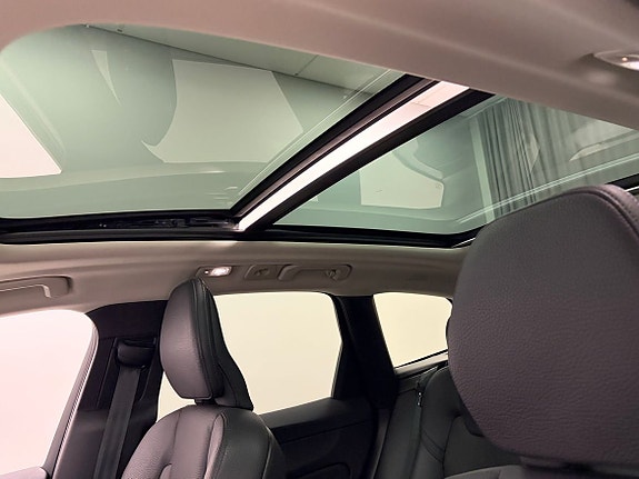 Volvo XC60 17 of 20