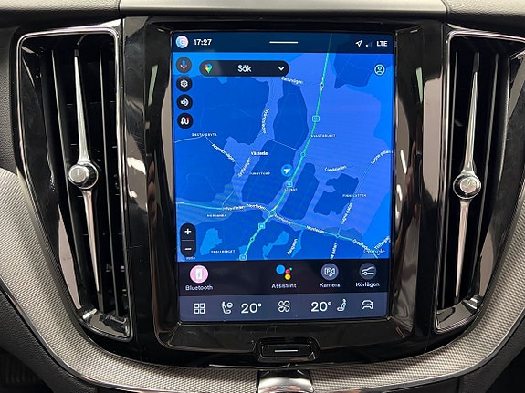 Volvo XC60 10 of 20