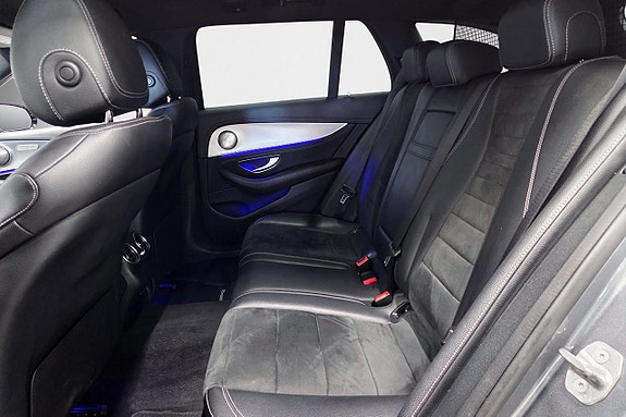 Mercedes-Benz E220 12 of 21
