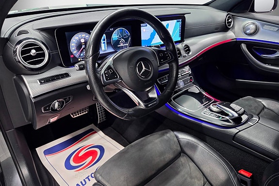 Mercedes-Benz E220 8 of 21