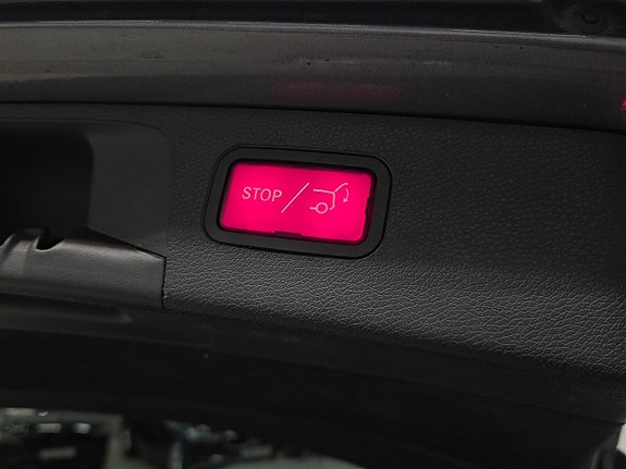 Mercedes-Benz E220 15 of 21