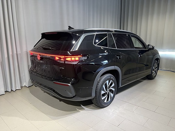 Volkswagen Tayron 8 of 17