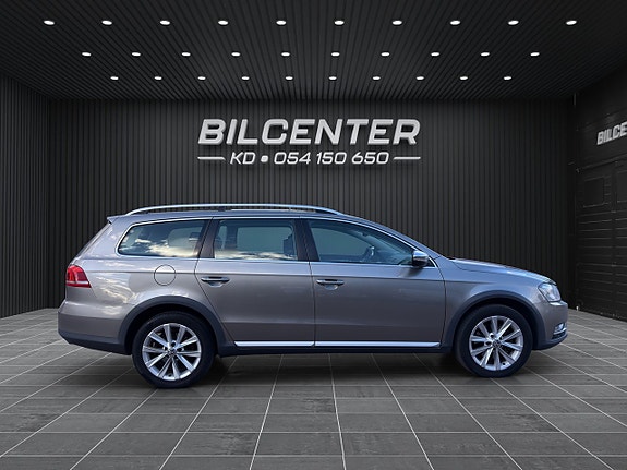 Volkswagen Passat Alltrack 5 of 20