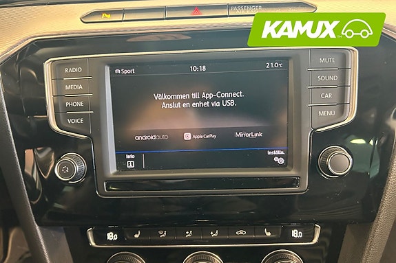 Volkswagen Passat Alltrack 18 of 26
