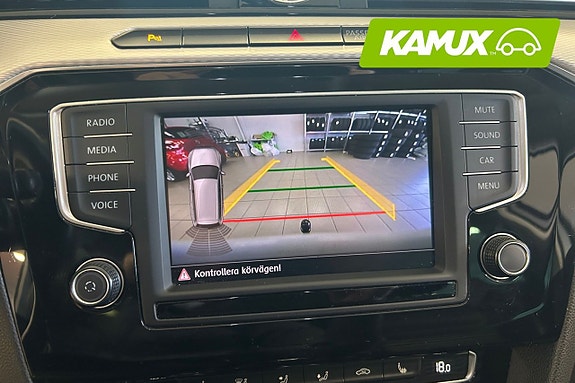 Volkswagen Passat Alltrack 20 of 26