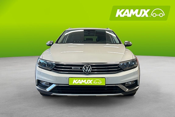 Volkswagen Passat Alltrack 6 of 26