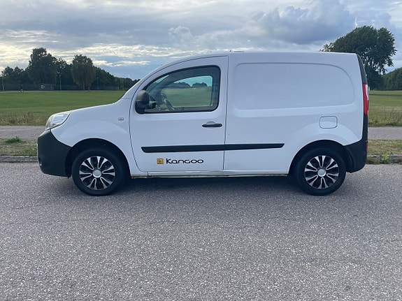 Renault Kangoo Express 2 of 12