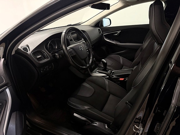 Volvo V40 6 of 8