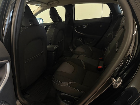 Volvo V40 8 of 8