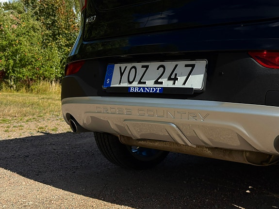 Volvo V40 Cross Country 9 of 24