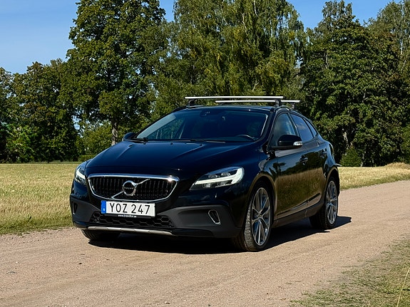 Volvo V40 Cross Country 5 of 24