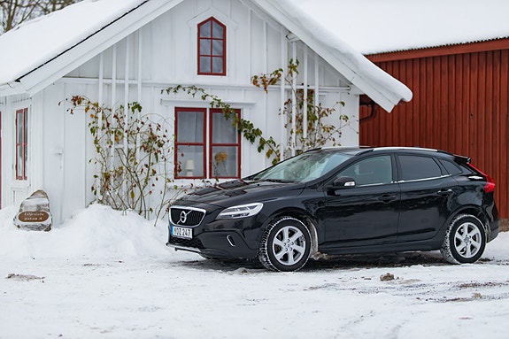 Volvo V40 Cross Country 23 of 24