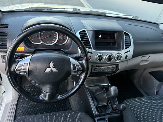 Mitsubishi L200 18 of 21