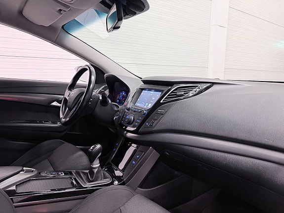 Hyundai i40 12 of 14