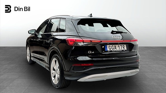 Audi Q4 e-tron 3 of 15
