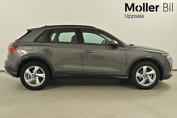 Audi Q3 5 of 13