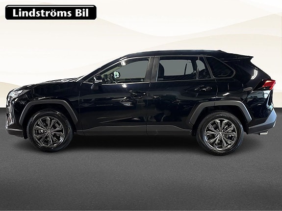 Toyota RAV4 6 of 18