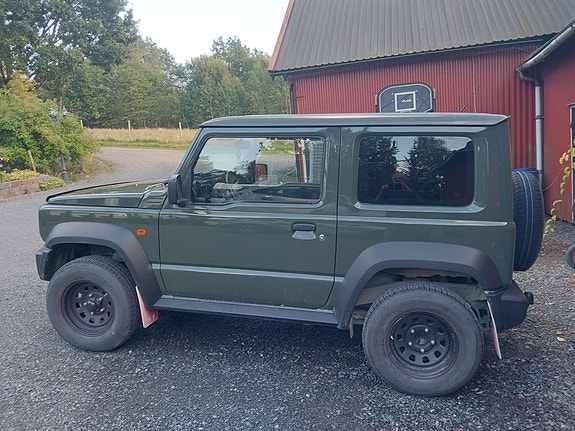 Suzuki Jimny 4 of 4