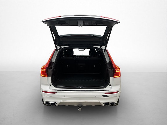 Volvo XC60 29 of 30