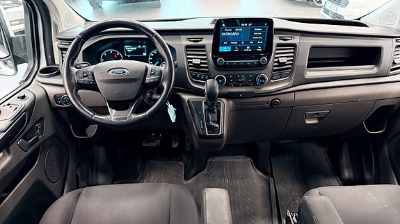 Ford Transit Custom 13 of 19