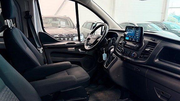 Ford Transit Custom 10 of 19