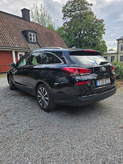 Hyundai i30 4 of 17