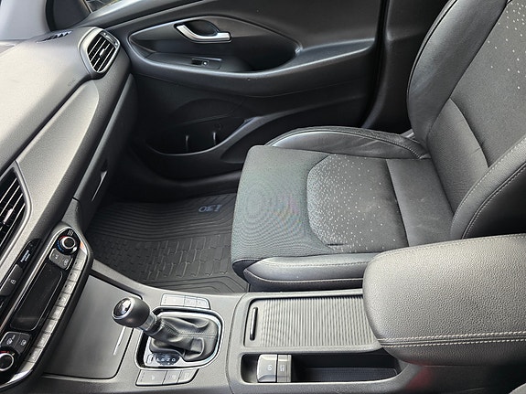 Hyundai i30 11 of 17