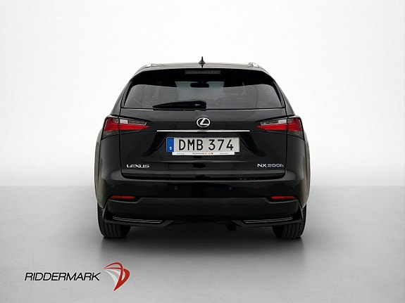 Lexus NX300h 6 of 26