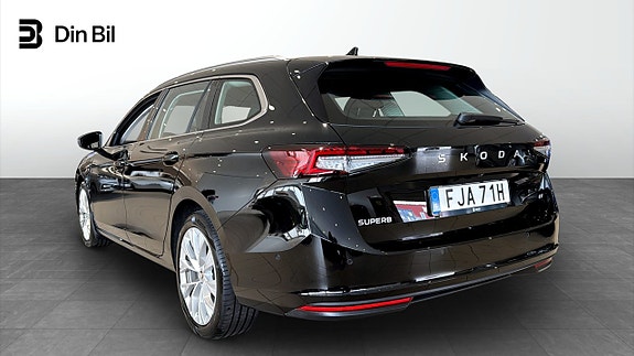 Skoda Superb 3 of 14