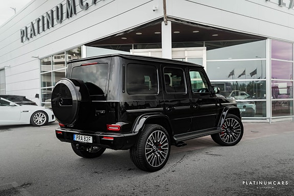 Mercedes-Benz G63 2 of 28