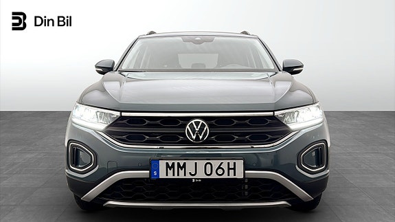 Volkswagen T-Roc 4 of 19
