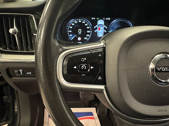 Volvo V60 12 of 19