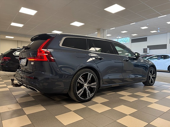 Volvo V60 5 of 19