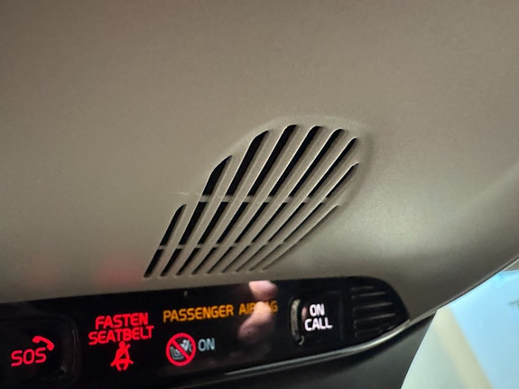 Volvo V60 13 of 19