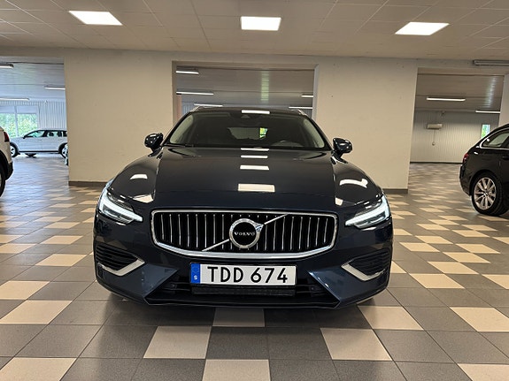 Volvo V60 3 of 19