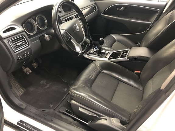 Volvo V70 5 of 9