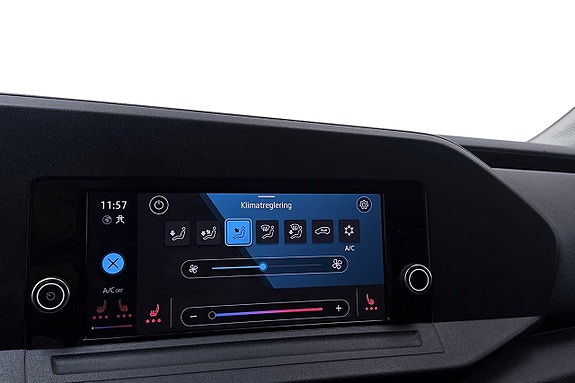 Volkswagen Caddy Maxi 24 of 29