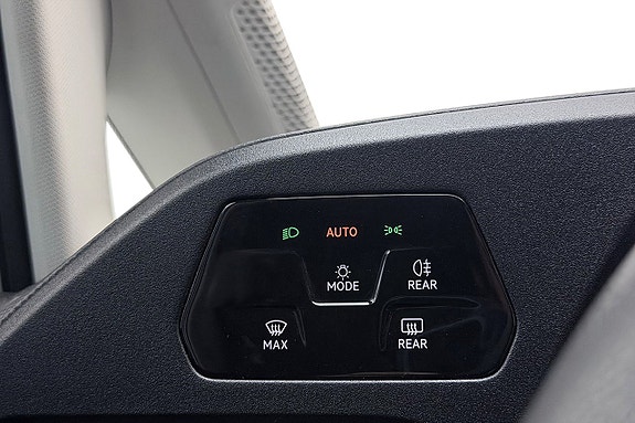 Volkswagen Caddy Maxi 27 of 29
