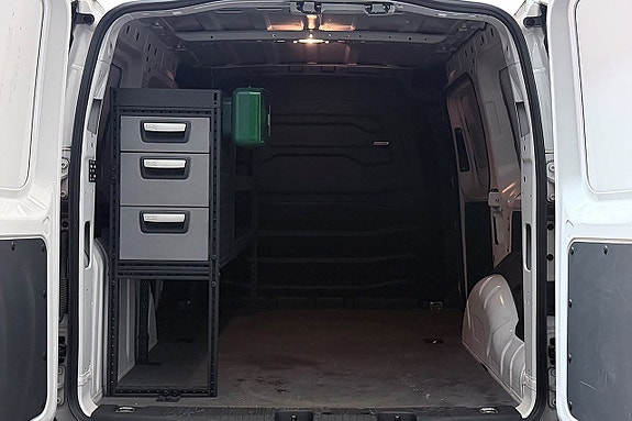 Volkswagen Caddy Maxi 13 of 29
