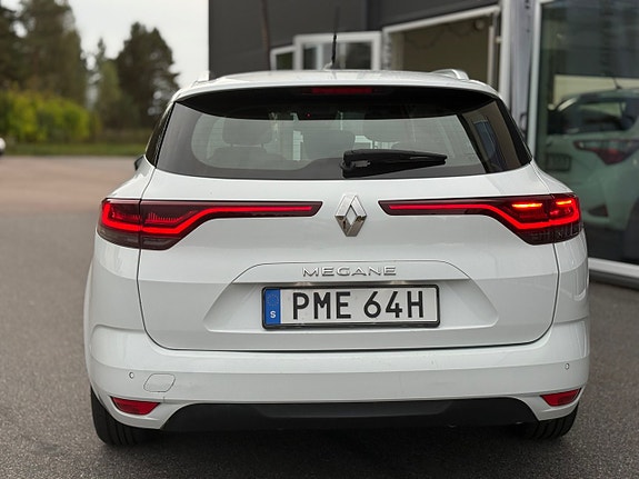 Renault Megane 27 of 30