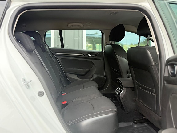 Renault Megane 5 of 30