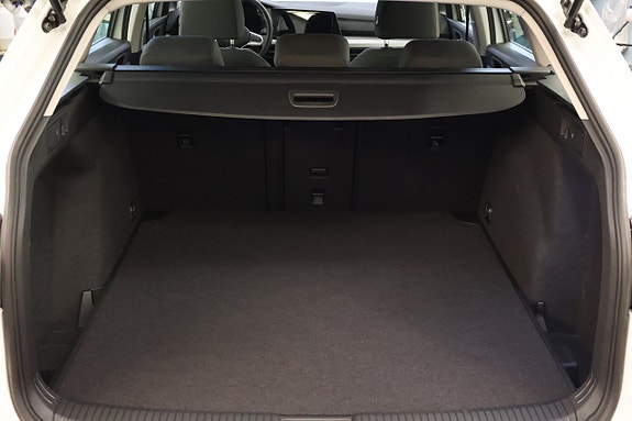 Volkswagen Golf I 11 of 30