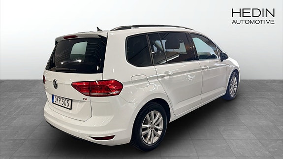 Volkswagen Touran 3 of 12