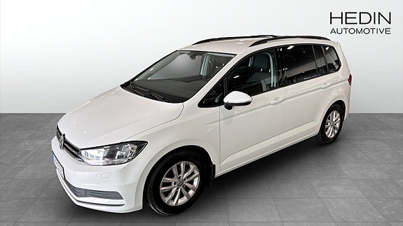 Volkswagen Touran 12 of 12