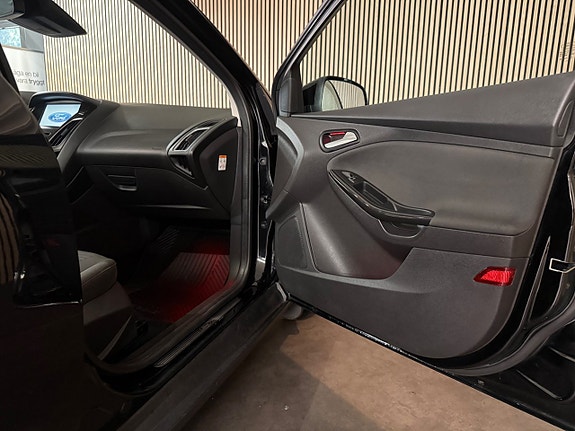 Ford Focus 21 of 25