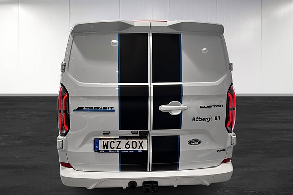 Ford E-Custom 6 of 12