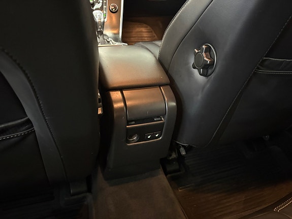 Volvo XC60 18 of 19