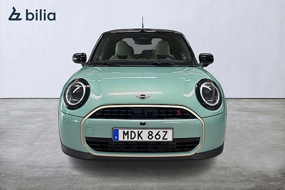 MINI Cooper S 5 of 21