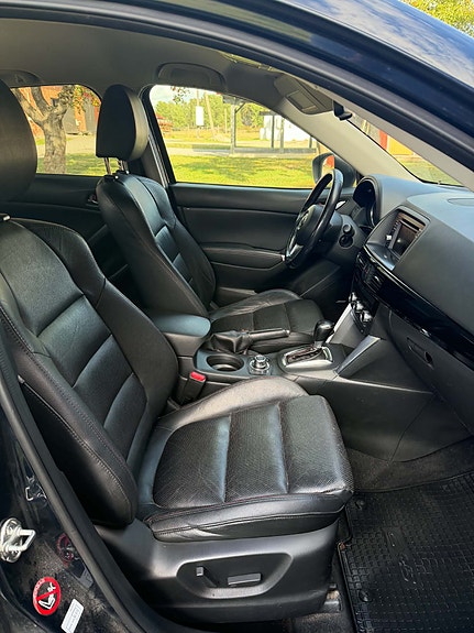 Mazda CX-5 4 of 5