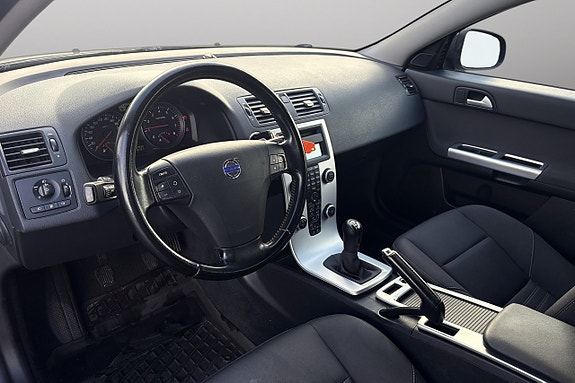 Volvo V50 10 of 20